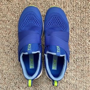 TIEM Blue Spin Cycling Shoes size 7.5